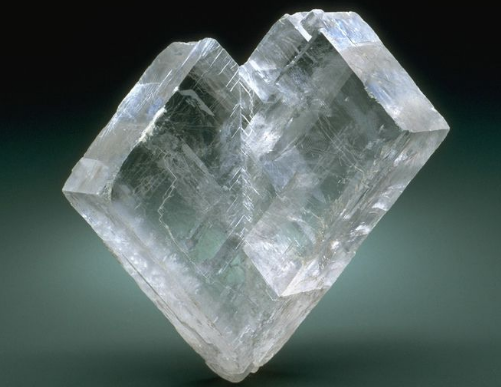 什么是方解石？它的應(yīng)用領(lǐng)域都有哪些？